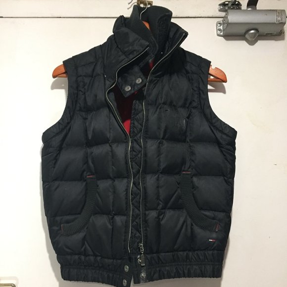 TOMMY HILFIGER DENIM PUFFER VESTS SIZE S - Picture 7 of 9